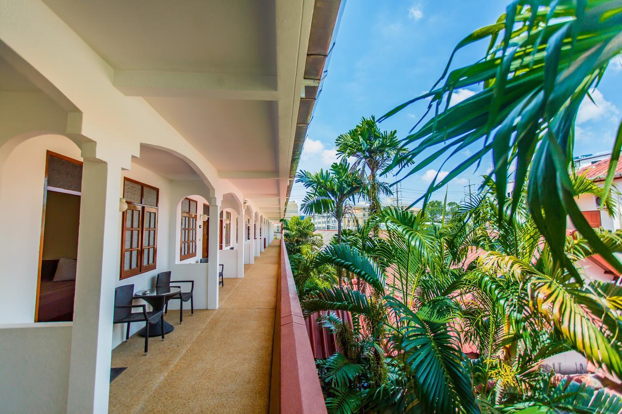 Panda Hotel Patong Exterior photo