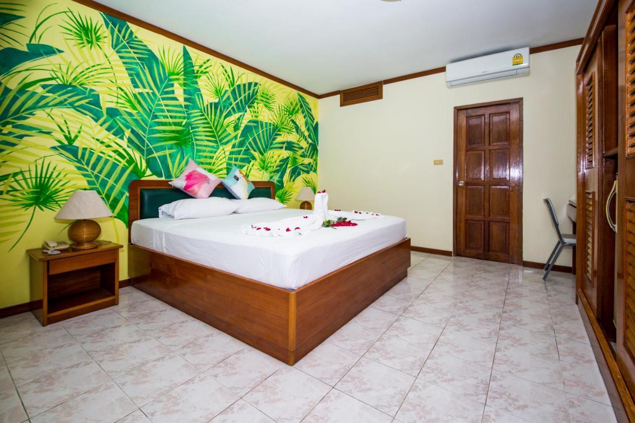 Panda Hotel Patong Exterior photo