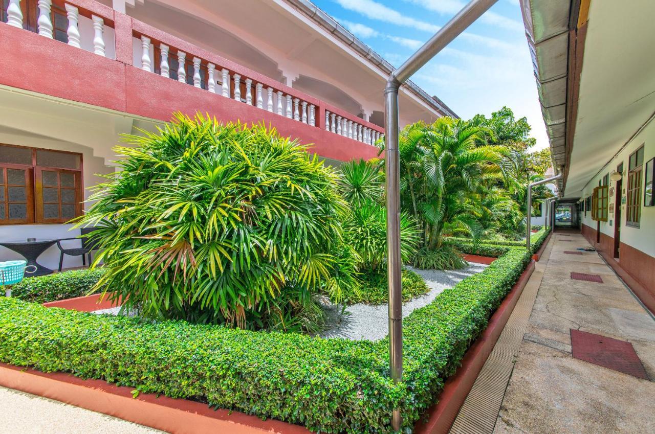Panda Hotel Patong Exterior photo